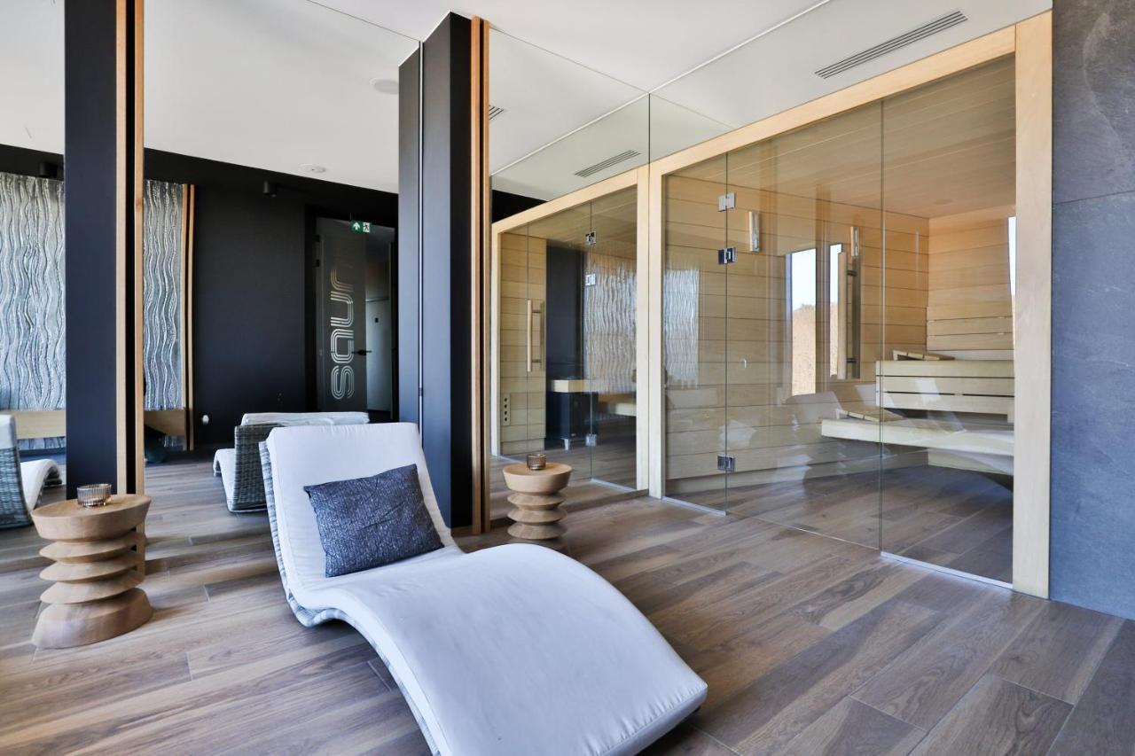 Tarasy Baltyku Apartments & Parking & Balcony By Noclegi Renters グダニスク エクステリア 写真