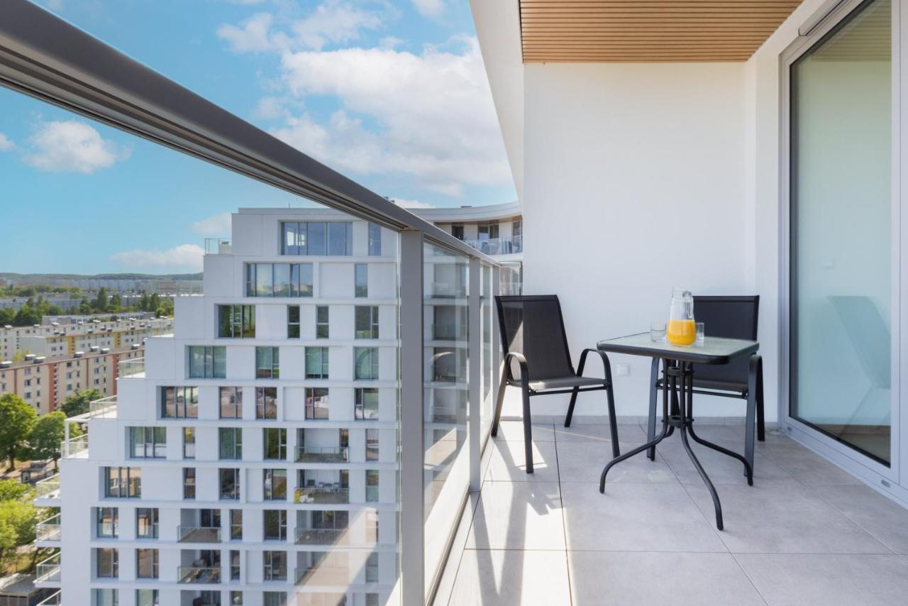 Tarasy Baltyku Apartments & Parking & Balcony By Noclegi Renters グダニスク エクステリア 写真
