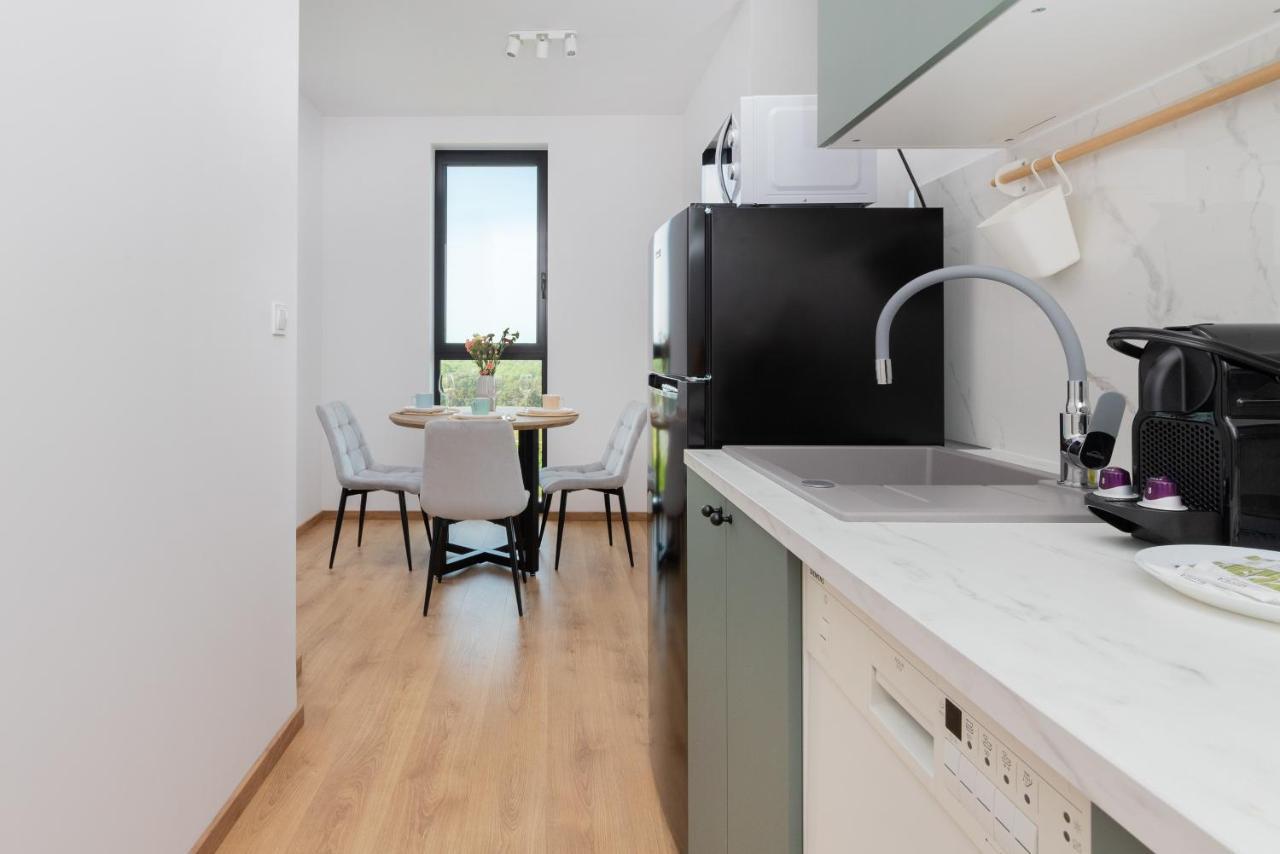 Tarasy Baltyku Apartments & Parking & Balcony By Noclegi Renters グダニスク エクステリア 写真